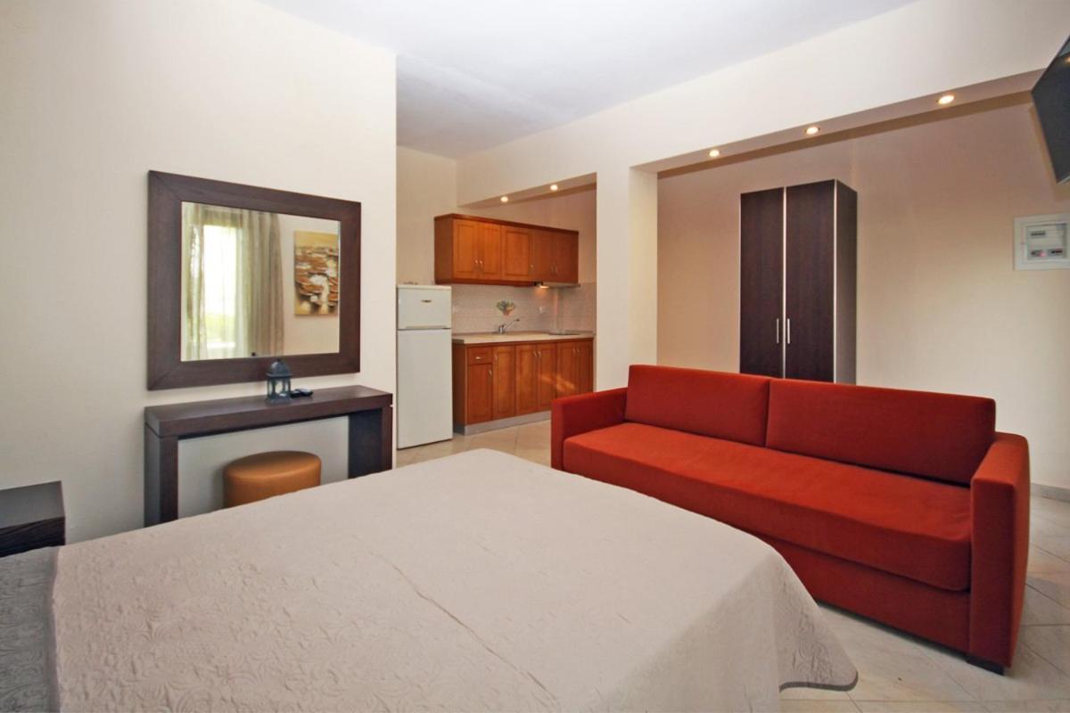 Stamos Apartments And Studios ブアブロウ 部屋 写真