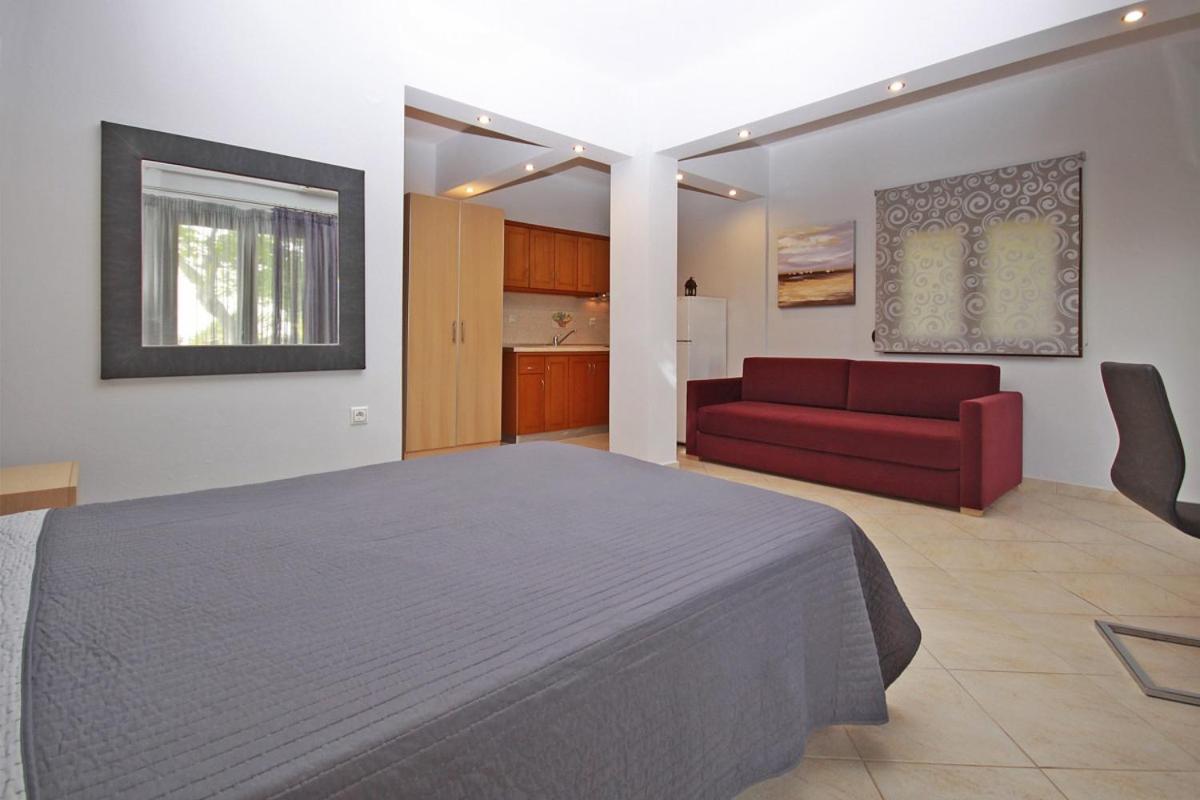 Stamos Apartments And Studios ブアブロウ 部屋 写真